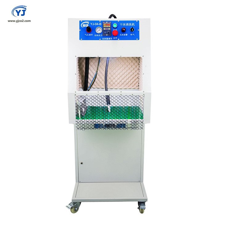 Droogijsreinigingsmiddel